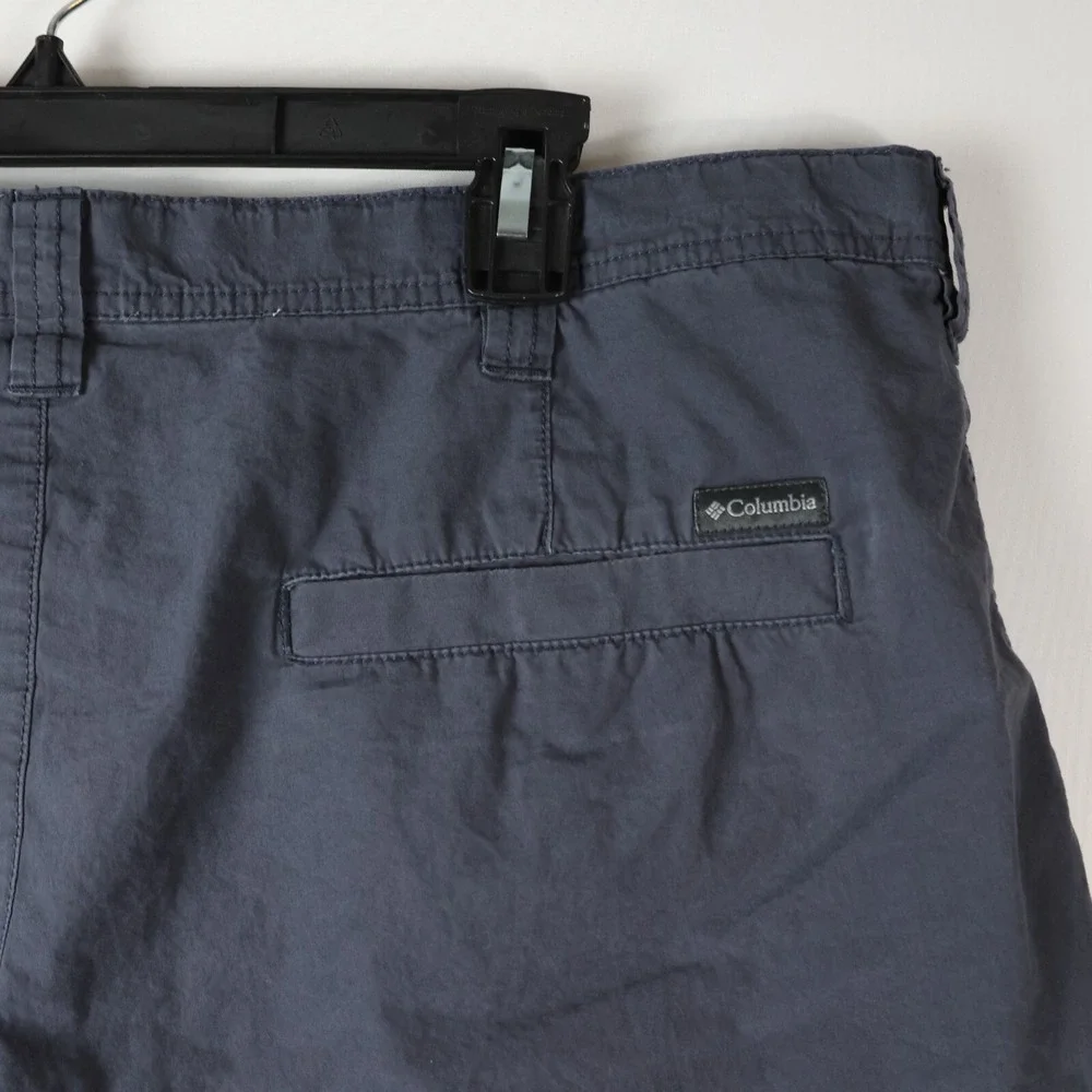 Columbia Shorts Men's 38x 10 Gray Chino Regular‎ Fit Modern Fit Pocket